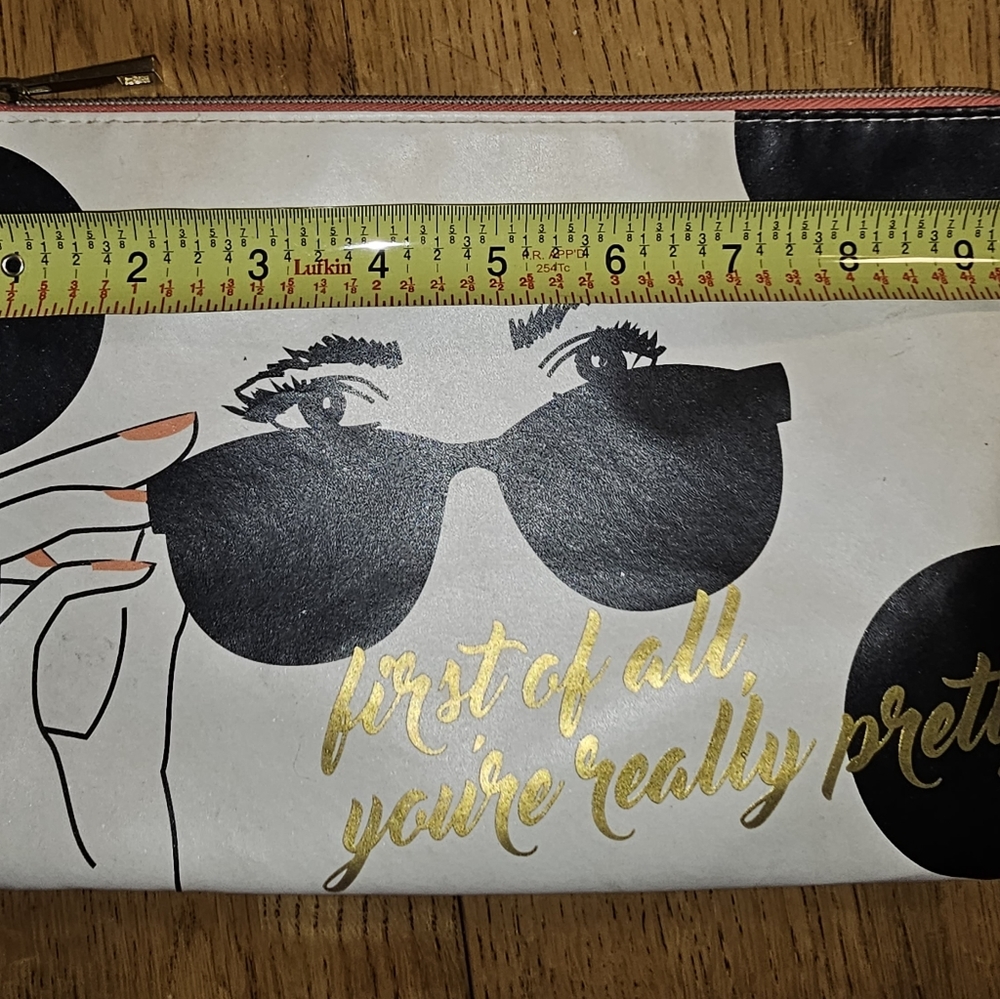 2 Makeup Bag Bundle. - image 4